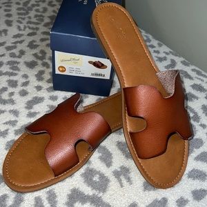 Universal Thread Jenny Sandal….Size 9.5